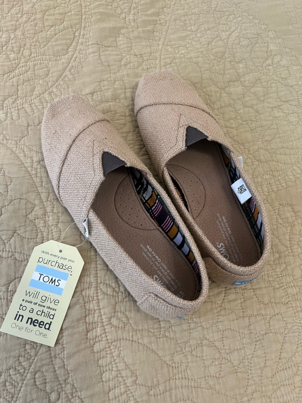 NWT unisex Toms burlap/canvas Slip-On Flats womens 11/mens 9.5